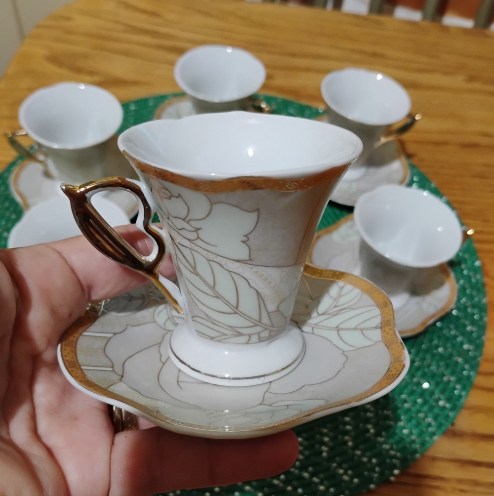 Elegant D'lusso Home Collection Expresso Set